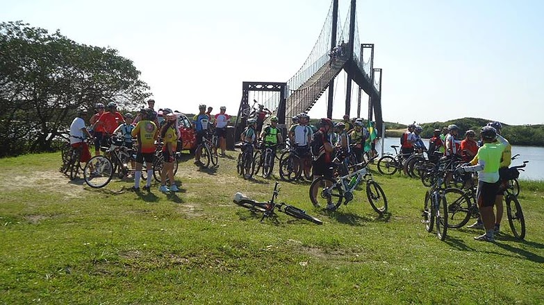 Trilha de bicicleta pelo bairro Medeiros em Barra Velha SC